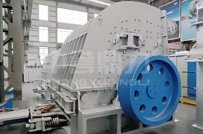 整形式破碎機(jī)工作原理