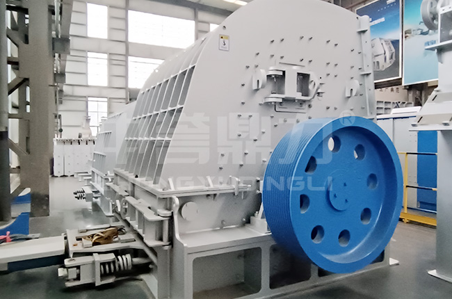 環(huán)錘式破碎機(jī)