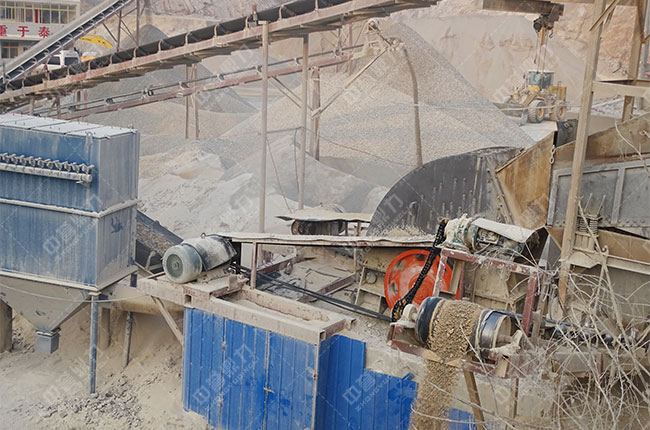 錘式破碎機出粉率過高的原因以及解決辦法 0錘式破碎機出粉率過高的原因以及解決辦法