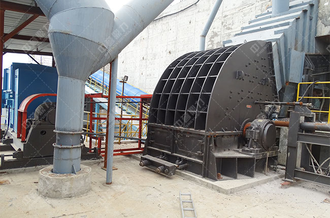 錘式破碎機旋轉(zhuǎn)方向和使用方法 錘式破碎機旋轉(zhuǎn)方向和使用方法