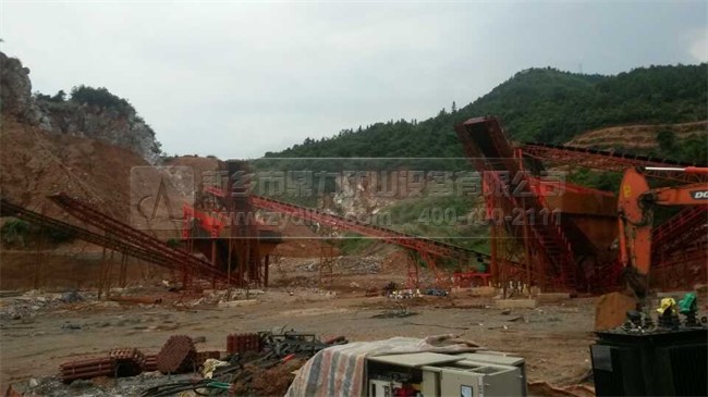 高嶺土破碎生產線選礦設備破碎制粉加工高嶺土的生產工藝