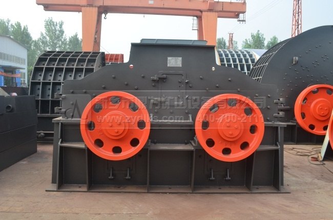 沖擊式破碎機(jī)的特點(diǎn)及日常維護(hù)