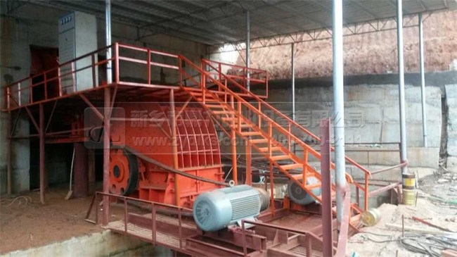 反擊式破碎機(jī)的技術(shù)優(yōu)勢(shì)