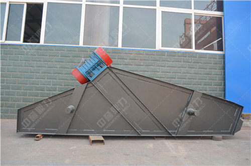 石料生產線篩分振動篩介紹