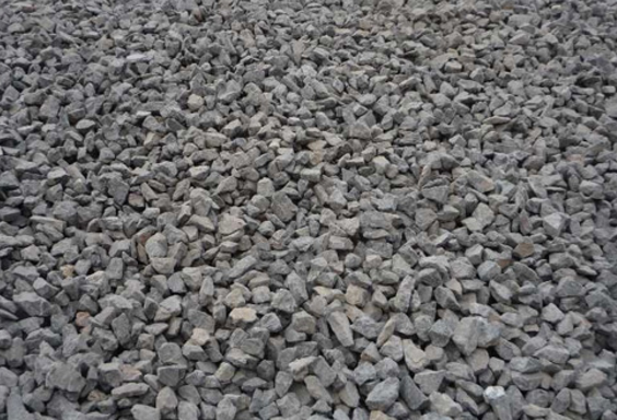 切割石灰?guī)r的鋸片切割不平穩(wěn)的原因