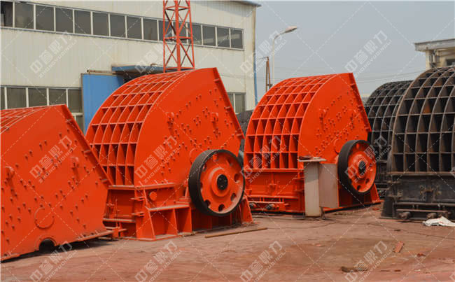 重錘式破碎機設備