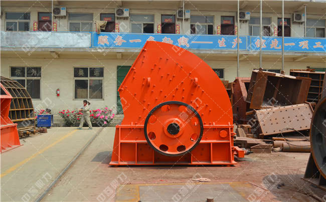 頁巖破碎機